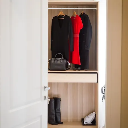 126 Gracchi Πανσιόν