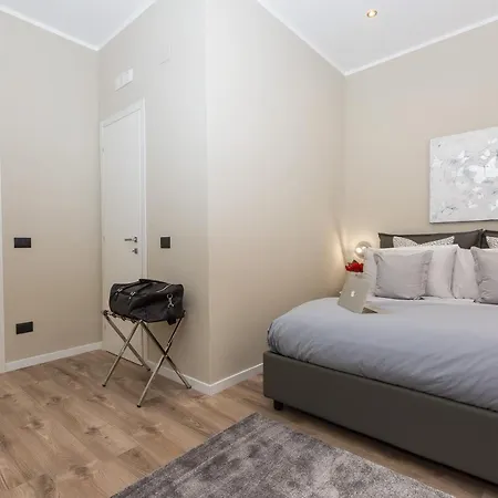 Affittacamere 126 Gracchi 4*